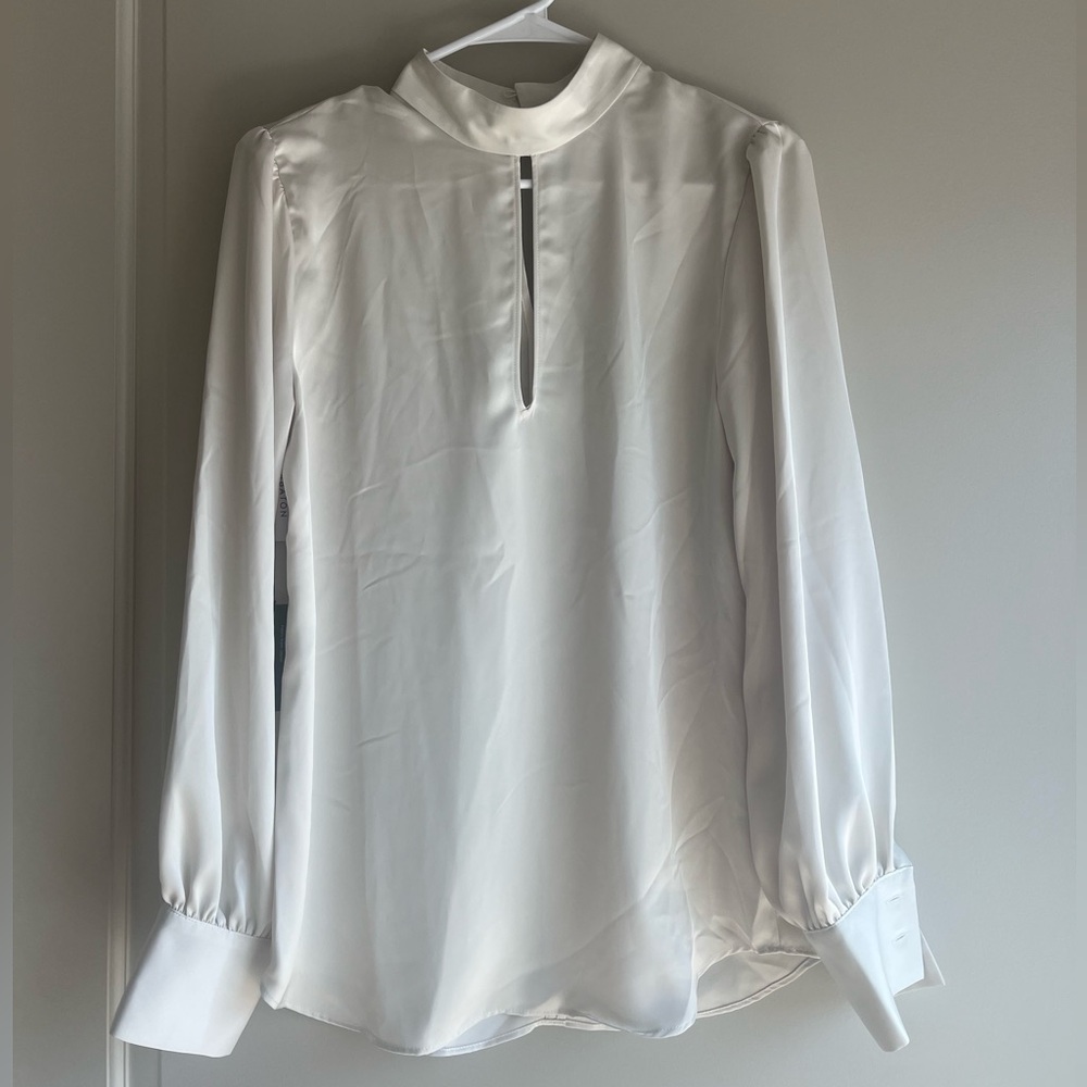 Babaton Classic Cream Blouse